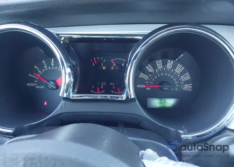 2007 Ford Mustang Gt Deluxe/Gt Premium from USA, damaged, VIN 1ZVFT82H575259614